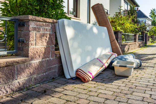 Best Office Junk Removal  in Chapman, KS