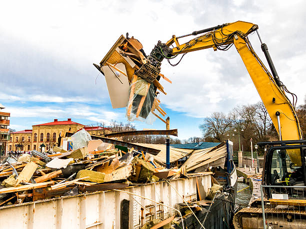 Best Dumpster Rental Services  in Chapman, KS